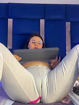 alice love052 online show from 04/16/26, 04:13