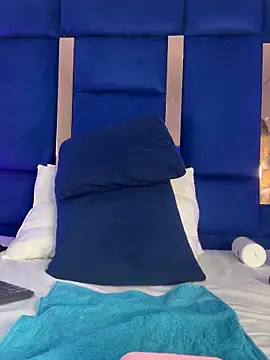 alice love052 online show from 04/03/26, 04:41