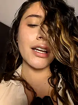 maliciaworld online show from 04/18/26, 07:58