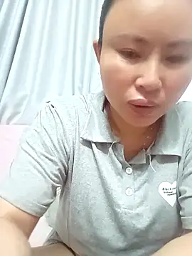 Snapshot of xiaoxuer chatting on 06/18/26, 09:42 xiaoxuer online show from 06/18/26, 09:42