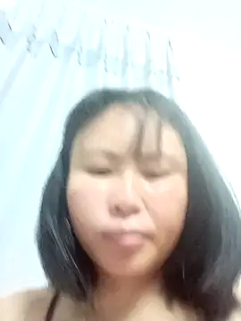 xiaoxuer online show from 05/17/26, 09:37