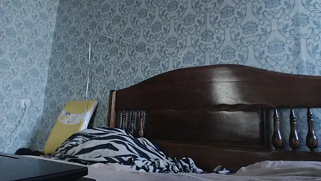 Yukionna online show from 04/15/26, 11:38