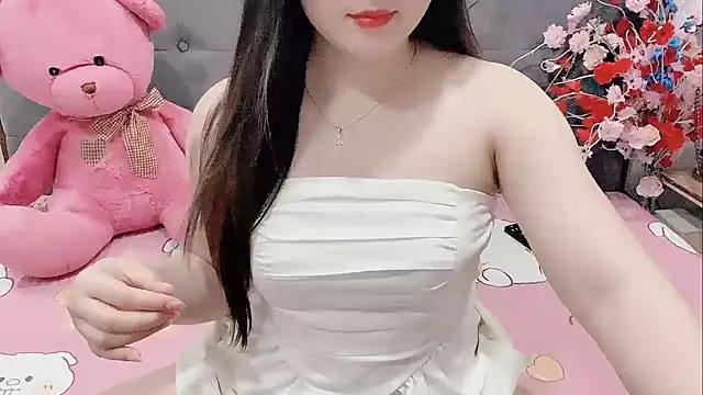 Funikio online show from 11/25/25, 02:17