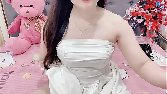 Funikio online show from 11/08/25, 02:15