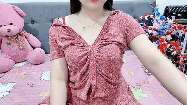 Funikio online show from 04/19/26, 12:22