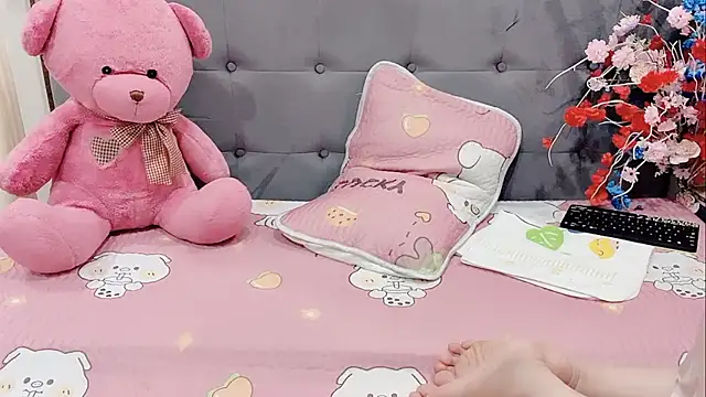 Funikio online show from 11/30/25, 01:28