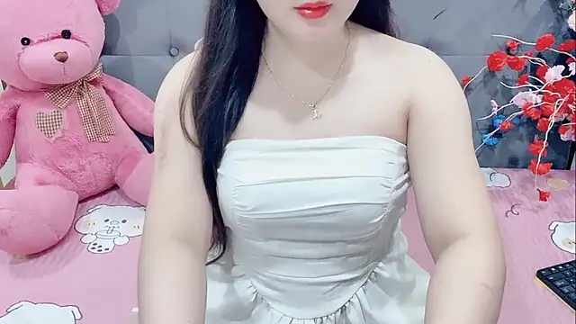 Funikio online show from 11/09/25, 02:32