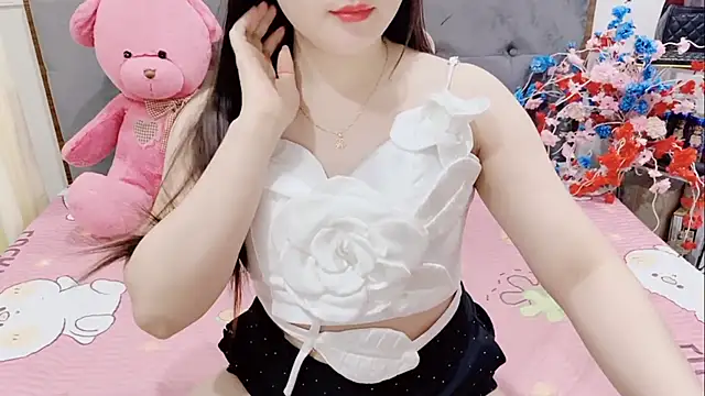 Funikio online show from 04/08/26, 01:29