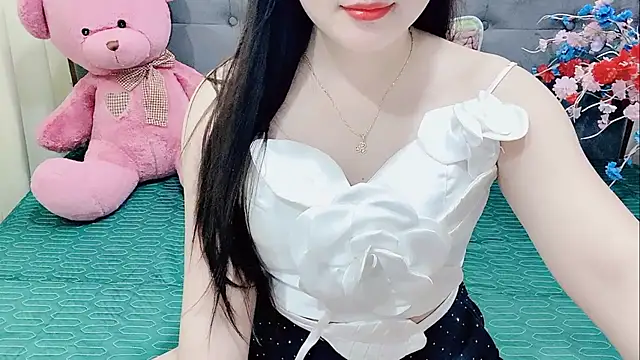 Funikio online show from 11/01/25, 01:45