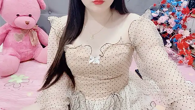 Funikio online show from 02/11/26, 02:28