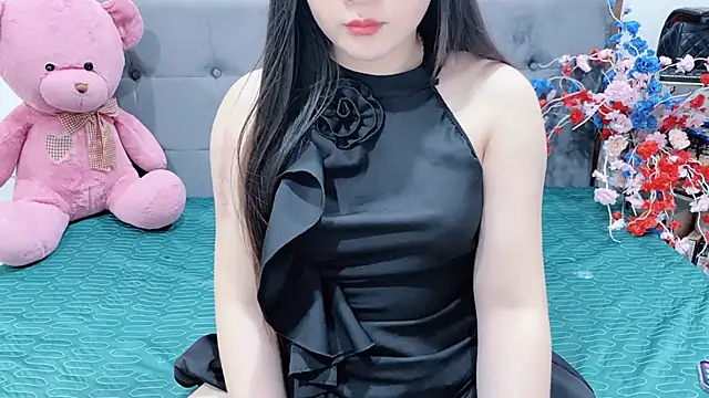 Funikio online show from 04/13/26, 02:37