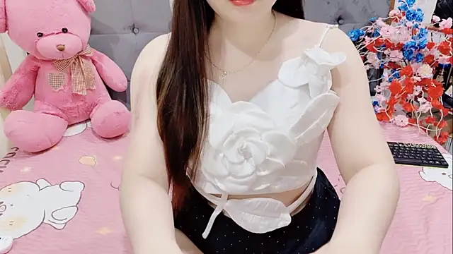 Funikio online show from 04/10/26, 01:23