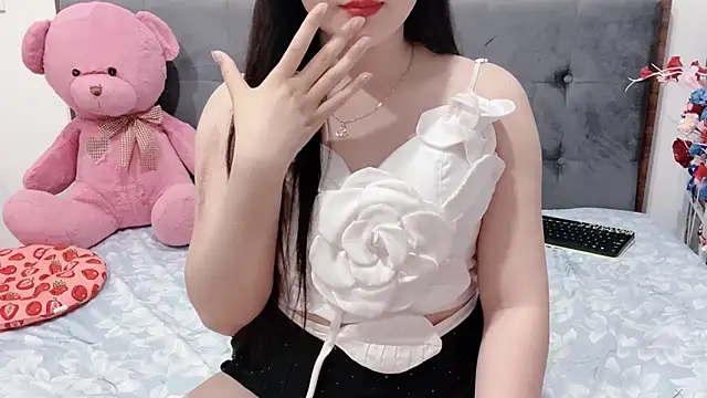 Funikio online show from 05/13/26, 01:51