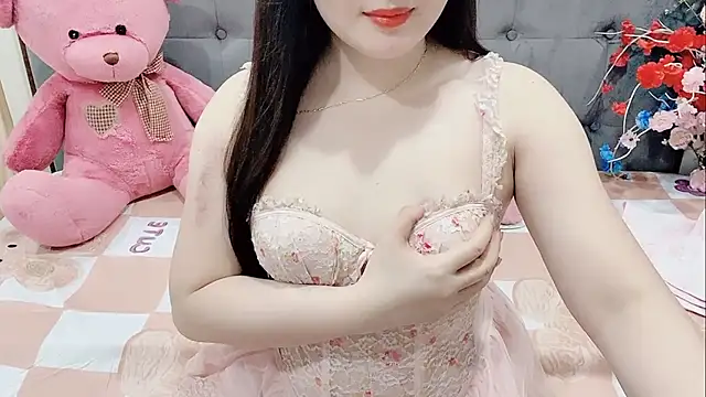 Funikio online show from 11/11/25, 02:45