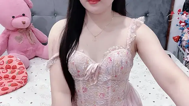 Funikio online show from 05/18/26, 04:07