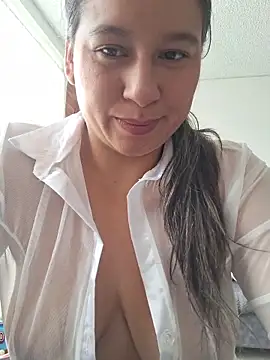 Zoe Nasty online show from 04/15/26, 01:26