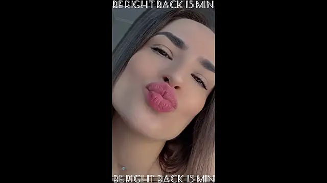 Snapshot of Camilla__one__ chatting on 03/22/26, 02:04 Camilla one online show from 03/22/26, 02:04