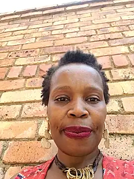 AfricanSquirtingQueen online show from 01/13/26, 11:58