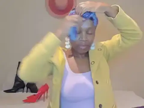 AfricanSquirtingQueen online show from 05/19/26, 04:41