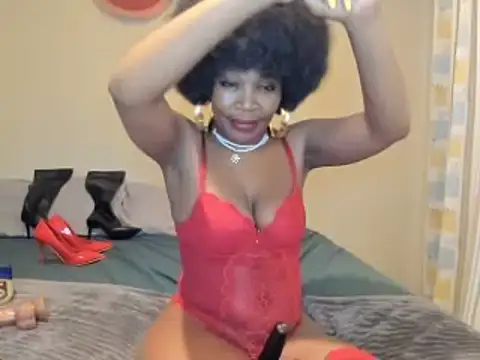 Snapshot of AfricanSquirtingQueen chatting on 07/17/26, 06:16 AfricanSquirtingQueen online show from 07/17/26, 06:16