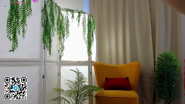 oliviabr0wn0 online show from 02/18/26, 02:20