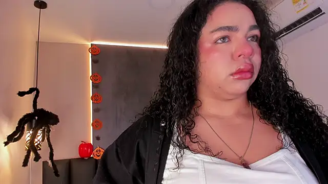 memphiswilliam online show from 10/28/25, 02:56