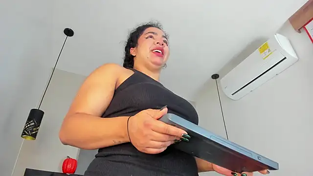 memphiswilliam online show from 10/27/25, 02:45