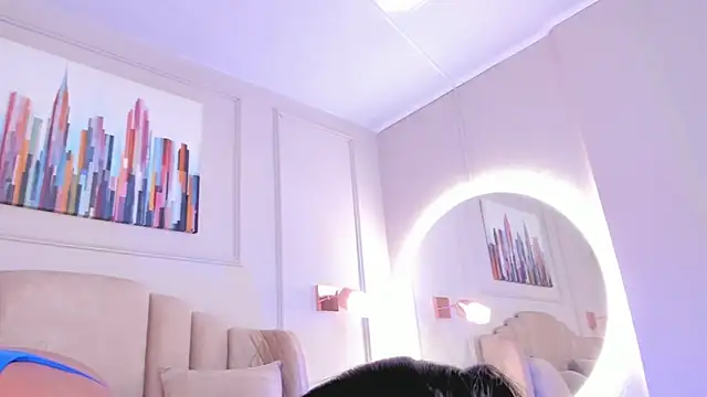 Snapshot of maddy_brookss chatting on 11/25/25, 09:04 maddy brookss online show from 11/25/25, 09:04