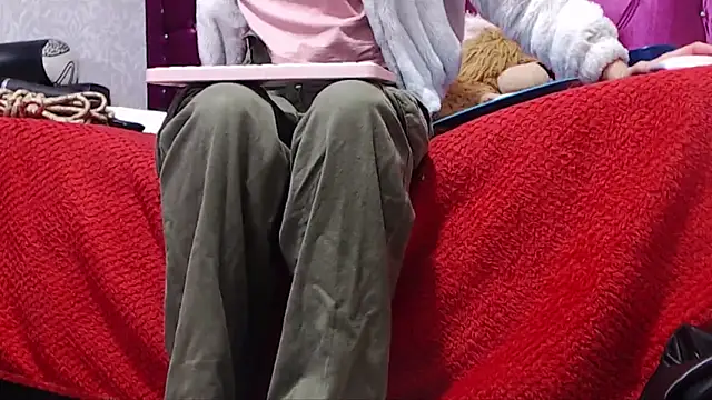 AyshaScott online show from 03/18/25, 12:50