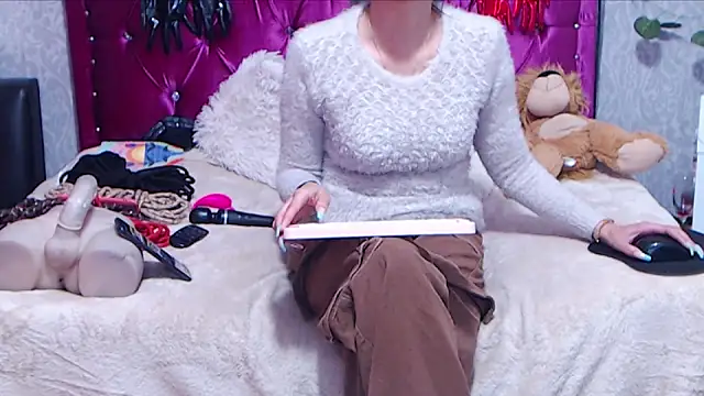 AyshaScott online show from 05/02/26, 04:01