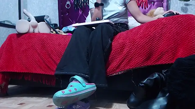 AyshaScott online show from 11/04/25, 01:26