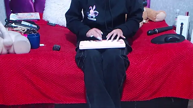 AyshaScott online show from 11/02/25, 12:32