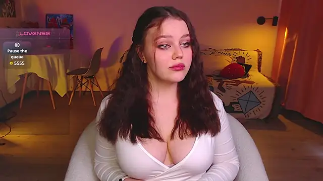 sensual me online show from 11/15/25, 07:56