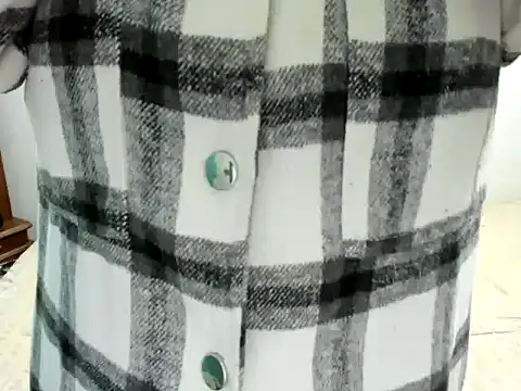 MonicaGarcia  online show from 11/07/25, 09:14