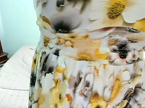 MonicaGarcia  online show from 11/08/25, 11:14