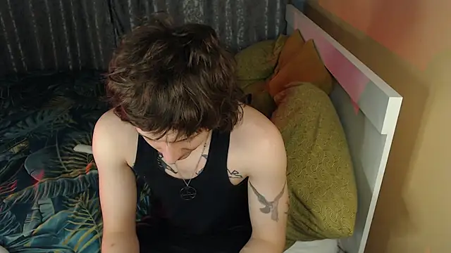 Snapshot of axxxturel chatting on 09/26/25, 04:58 axxxturel online show from 09/26/25, 04:58