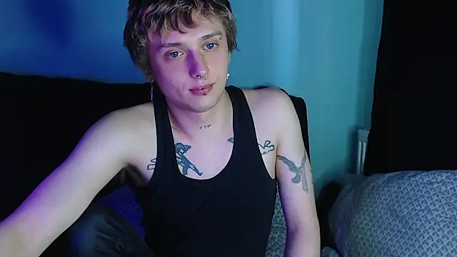 Snapshot of axxxturel chatting on 02/28/25, 05:26 axxxturel online show from 02/28/25, 05:26