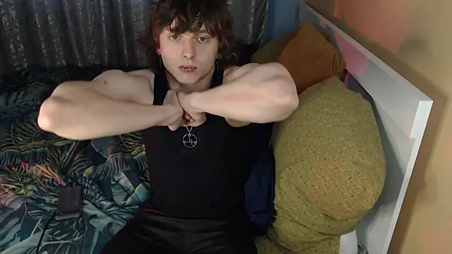 Snapshot of axxxturel chatting on 09/11/25, 03:50 axxxturel online show from 09/11/25, 03:50