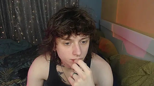 axxxturel online show from 12/22/25, 06:41