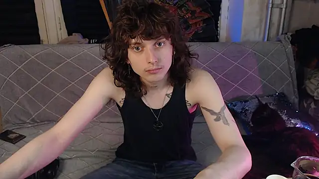 Snapshot of axxxturel chatting on 06/16/26, 11:38 axxxturel online show from 06/16/26, 11:38