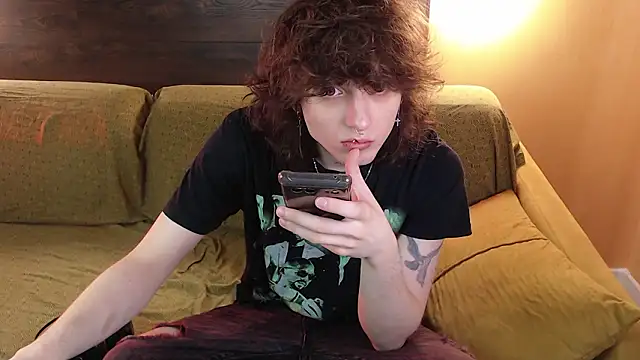 axxxturel online show from 03/18/26, 08:06