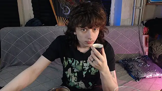 Snapshot of axxxturel chatting on 06/18/26, 10:37 axxxturel online show from 06/18/26, 10:37