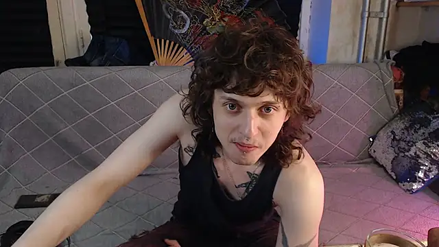 Snapshot of axxxturel chatting on 06/17/26, 11:25 axxxturel online show from 06/17/26, 11:25