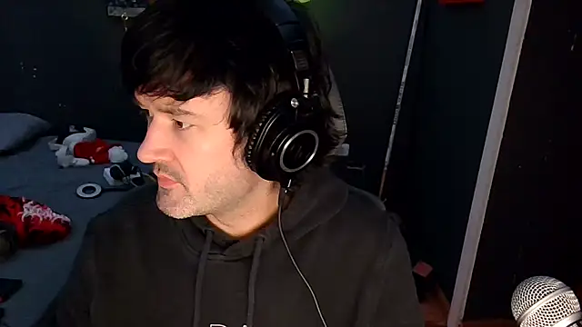 Stix Zadinia online show from 12/05/25, 01:21