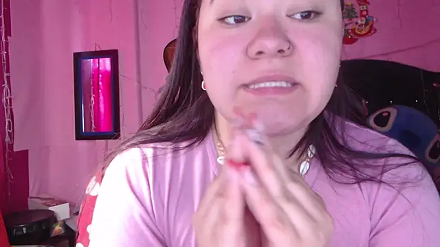 Snapshot of NikkiRous_ chatting on 11/24/25, 01:00 NikkiRous online show from 11/24/25, 01:00