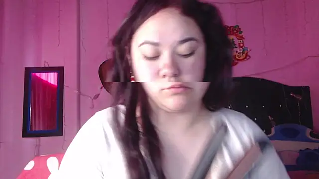 Snapshot of NikkiRous_ chatting on 10/29/25, 01:10 NikkiRous online show from 10/29/25, 01:10