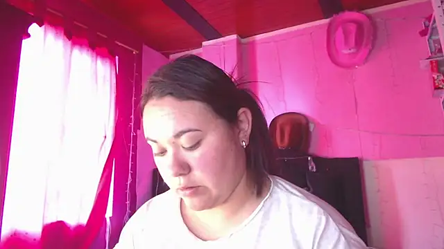 NikkiRous  online show from 03/31/26, 07:27