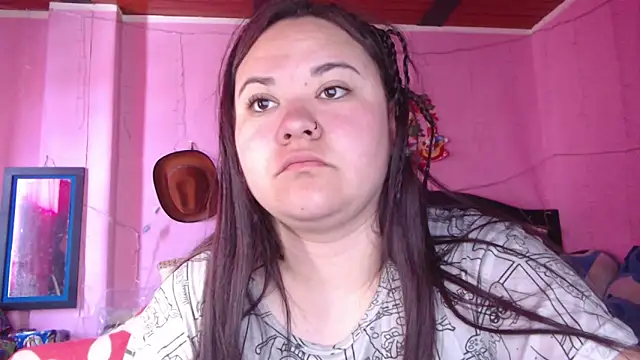 NikkiRous  online show from 12/22/25, 02:17