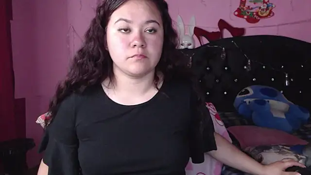 Snapshot of NikkiRous_ chatting on 03/17/25, 03:40 NikkiRous online show from 03/17/25, 03:40