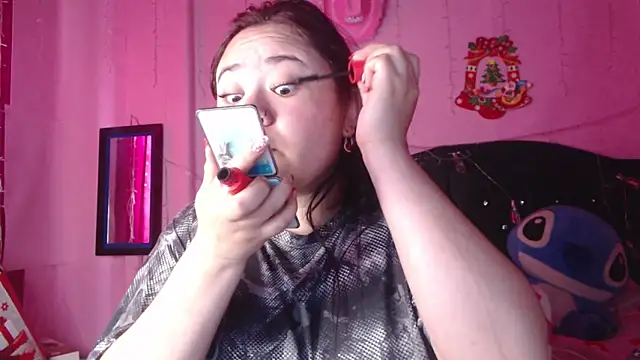 Snapshot of NikkiRous_ chatting on 11/17/25, 02:43 NikkiRous online show from 11/17/25, 02:43